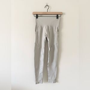 NWT HALARA Scrunch Butt High Waist Leggings in Gray Size XS